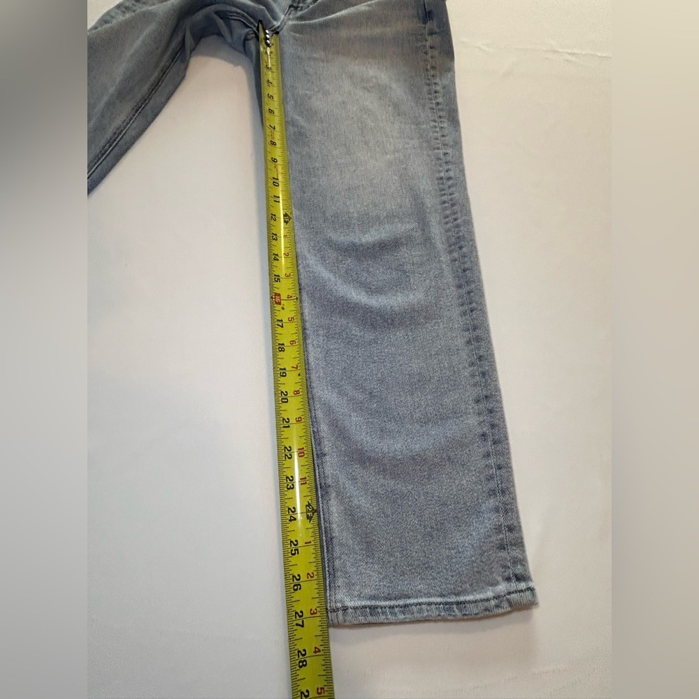 American Eagle Mom Straight Jeans light wash size 6 high rise denim - Picture 10 of 12